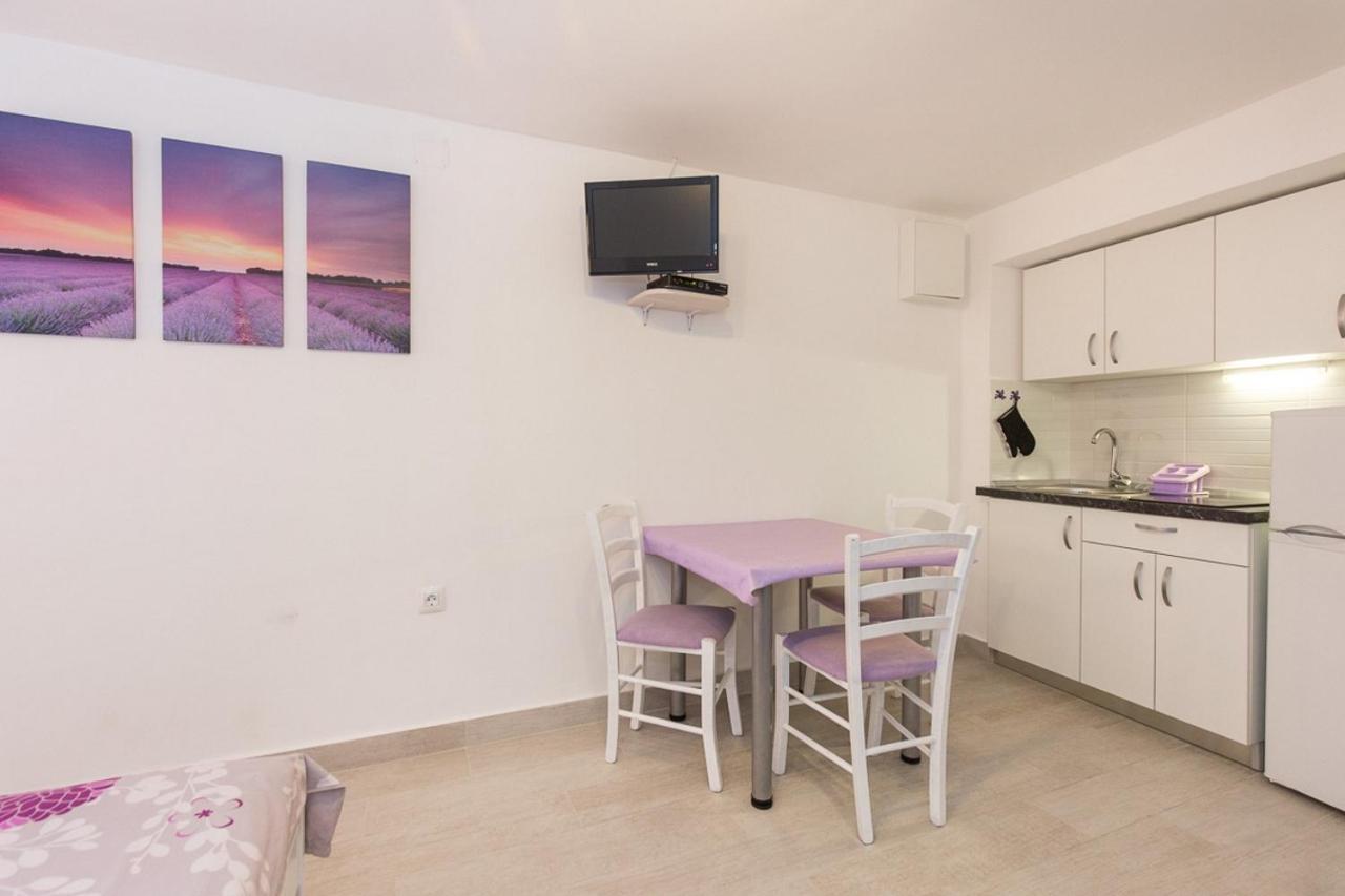 Neva Apartamento Baška